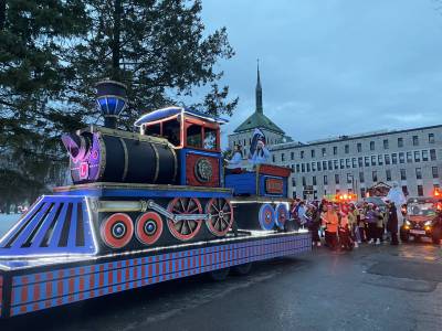 location de chars allégoriques