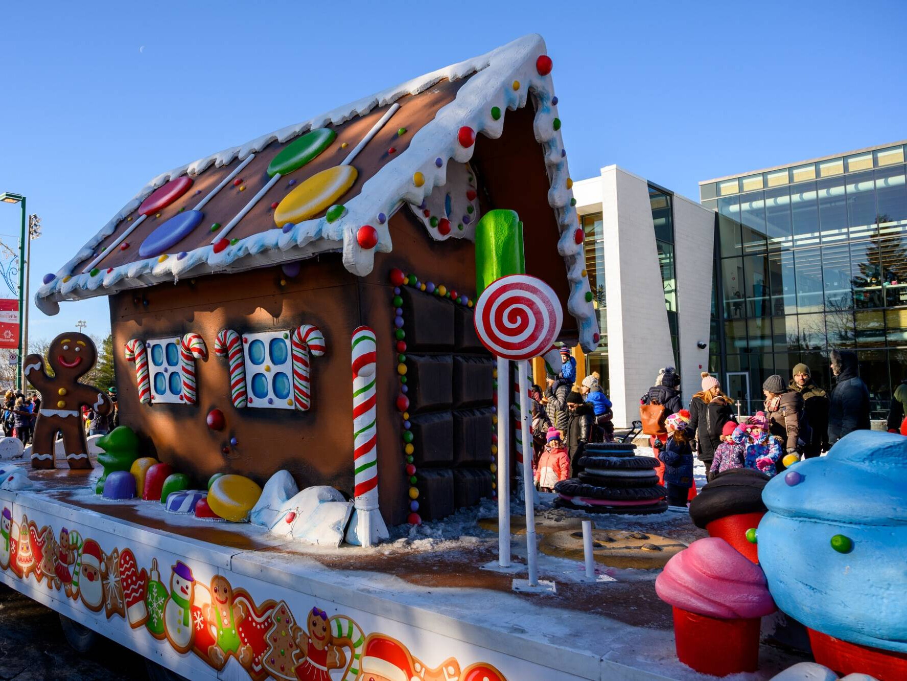 Défilés et chars allégoriques